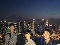 2016 singapore8.jpg(22417 byte)
